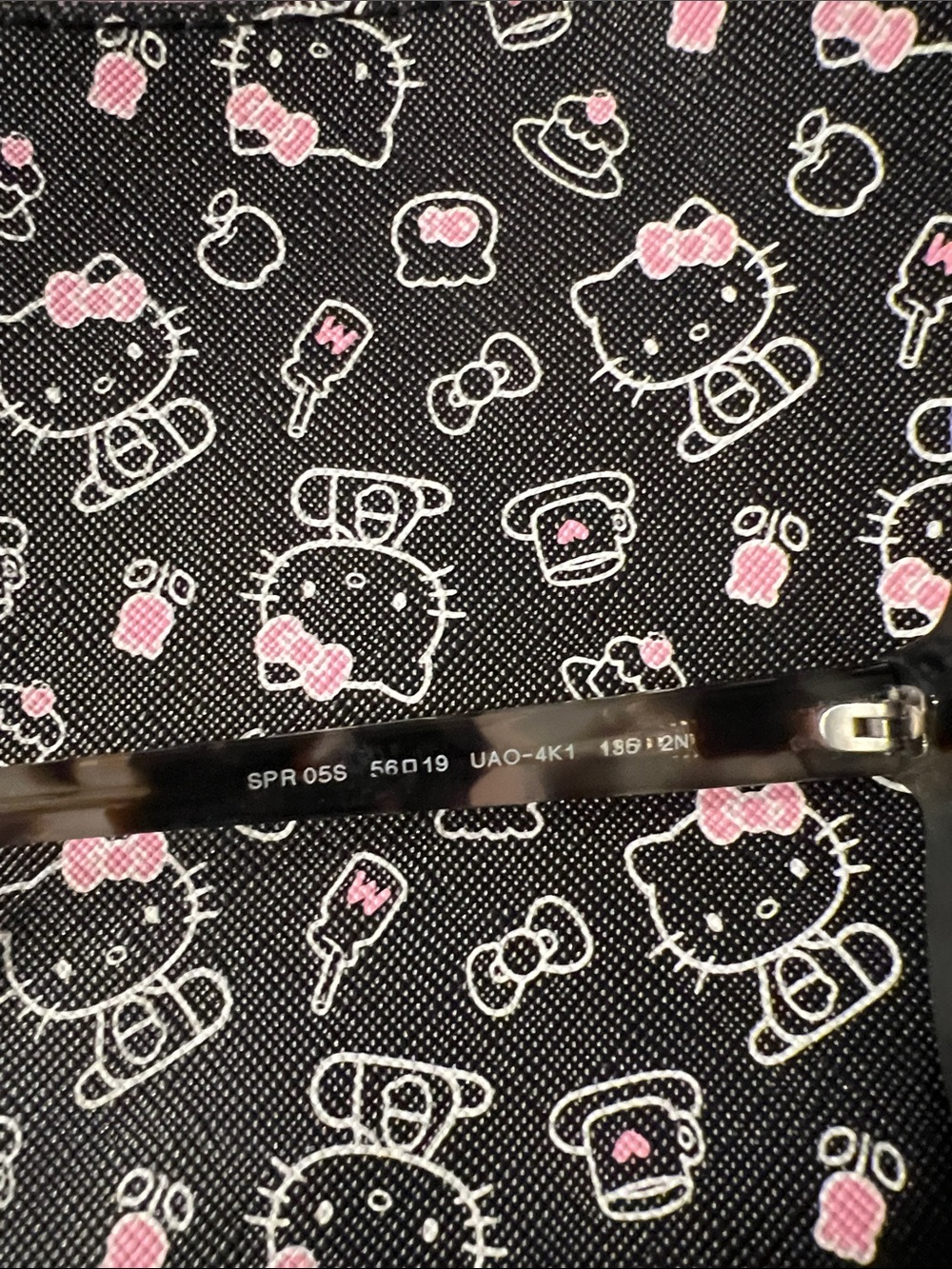 Authentic Prada Brown Tortoiseshell Cat-Eye Sunglasses
Luxury designer glasses - Picture 9 of 10